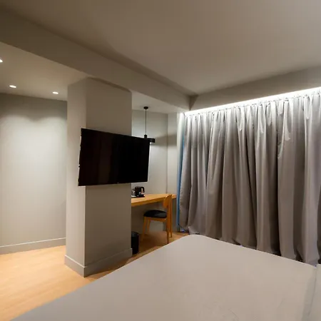 Magnes 4* Βόλος