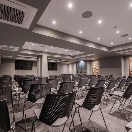 Magnes 4* Волос